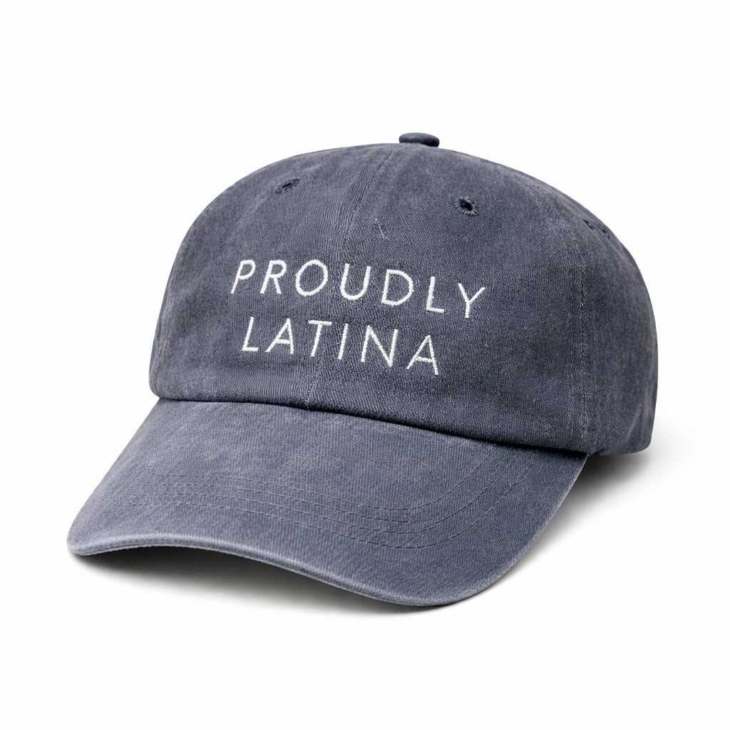 Gorra “PROUDLY LATINA”
