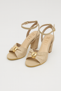 Taty Beige