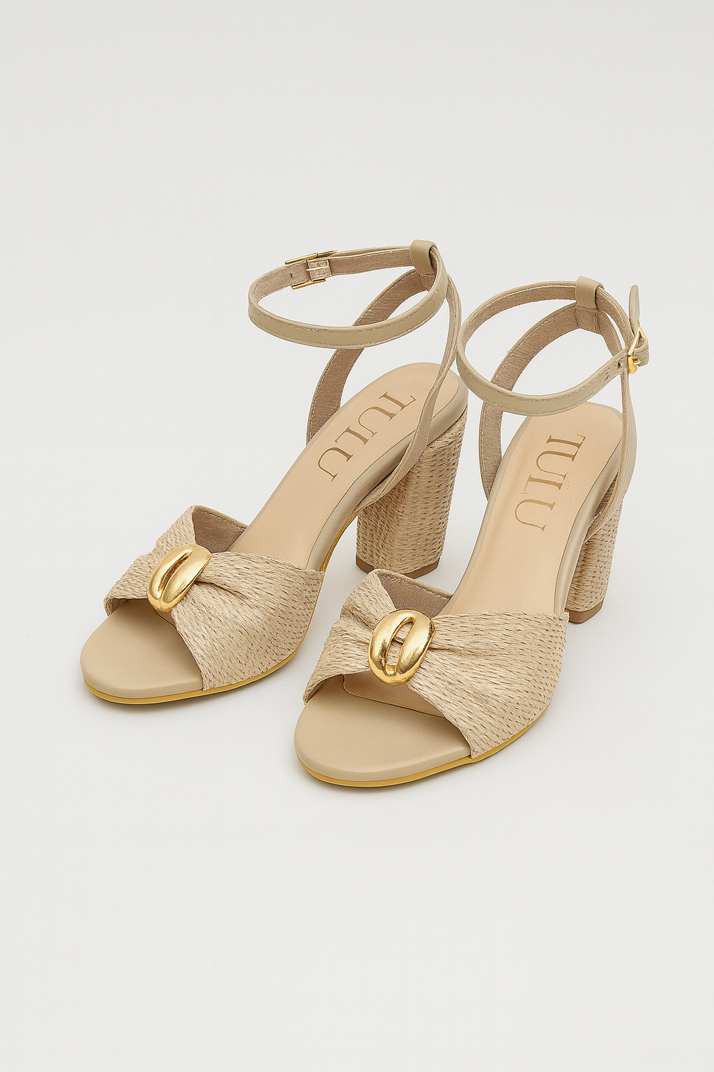 Taty Beige