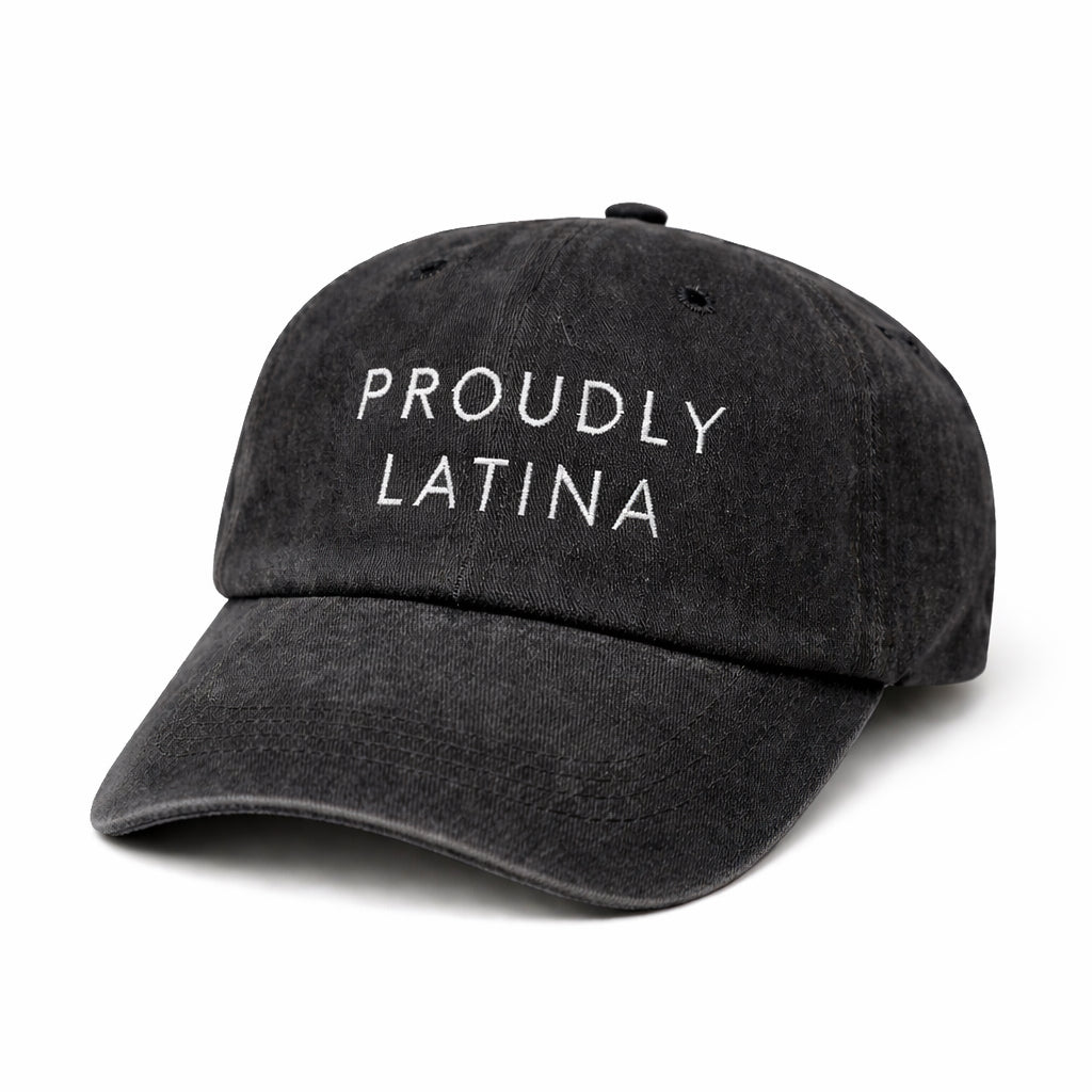 Gorra “PROUDLY LATINA”